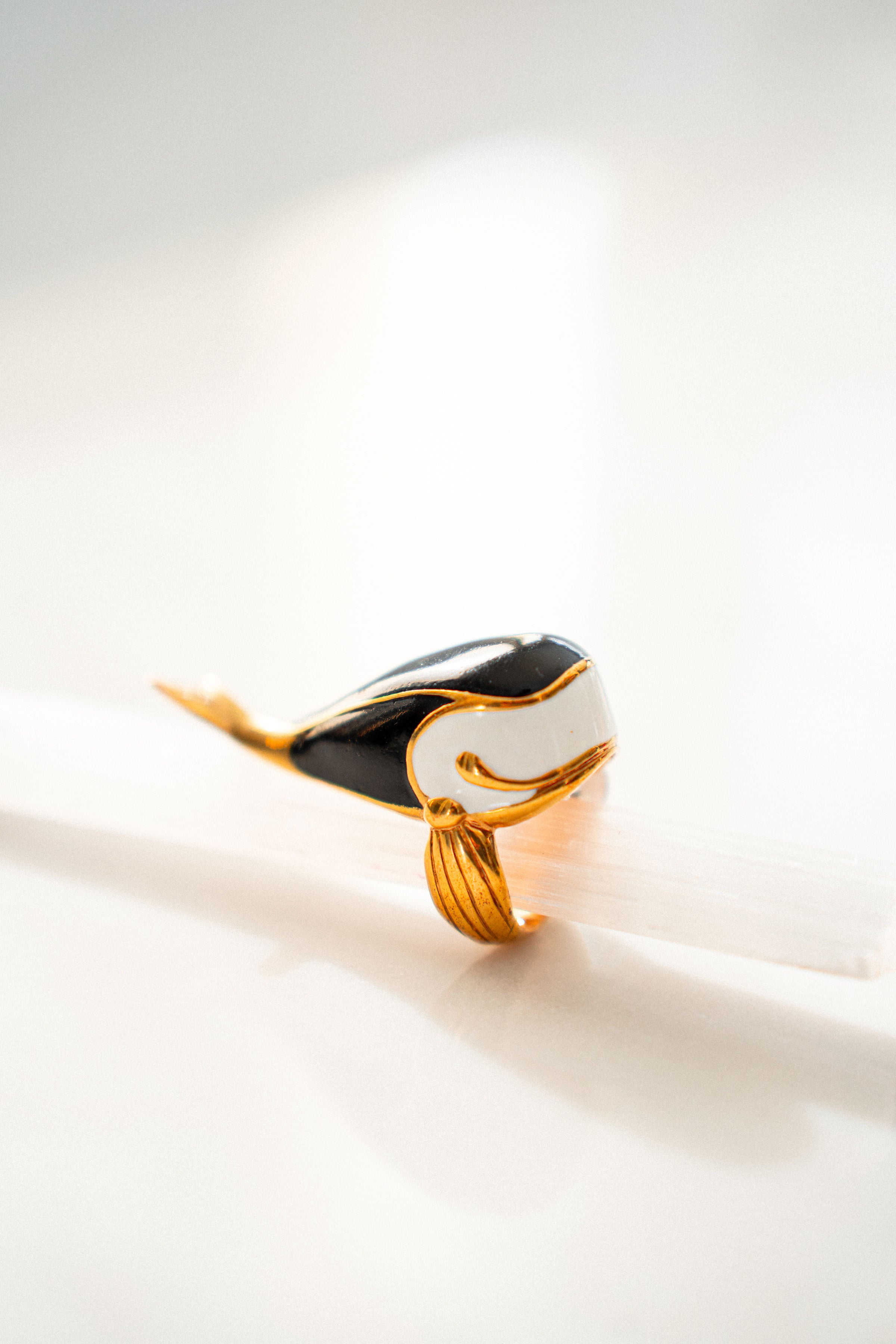 Colorful enamel animal rings