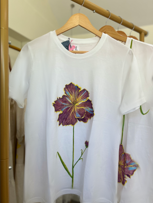White standing Hibiscus flower T-shirt