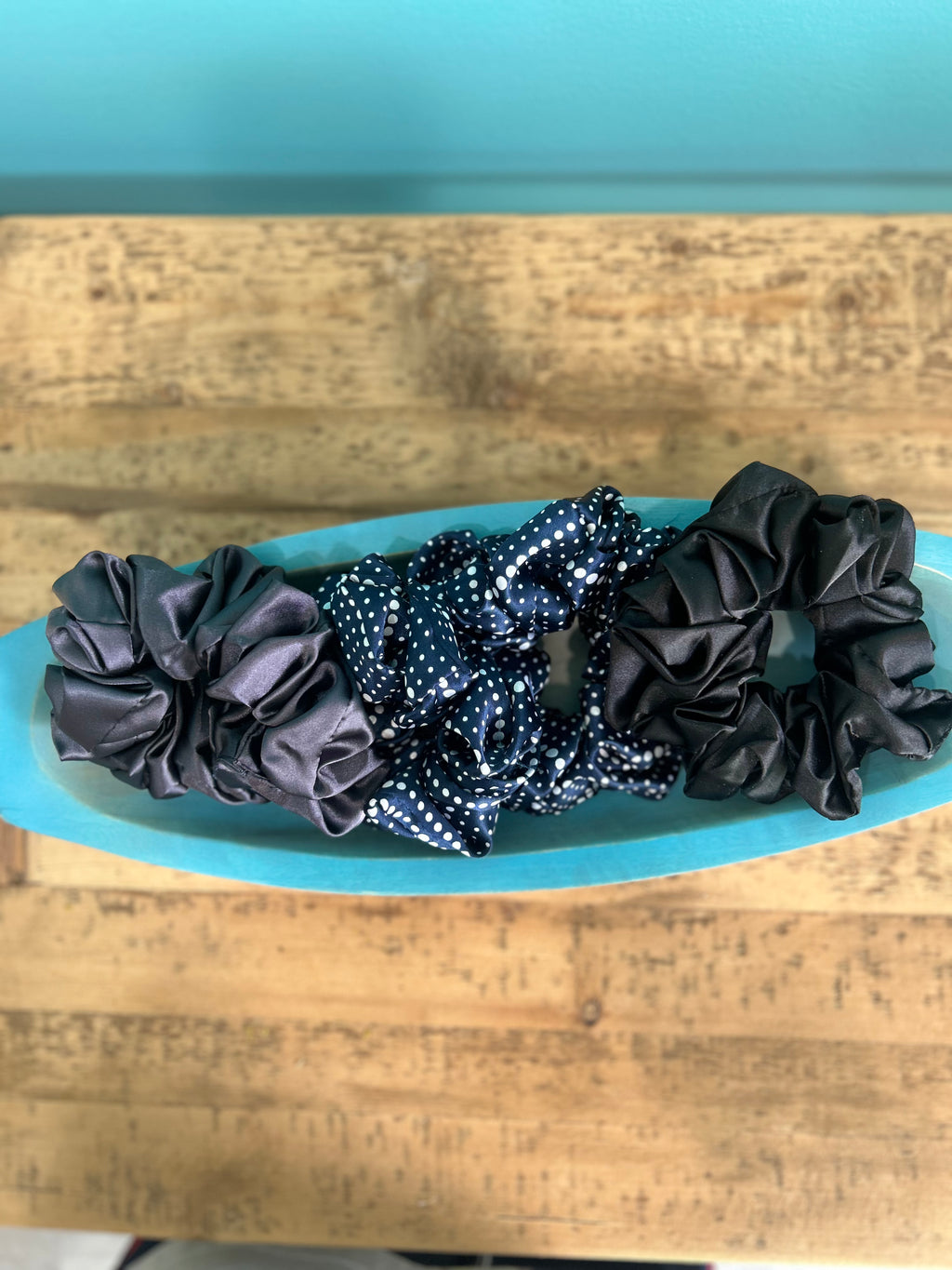 Large scrunchies