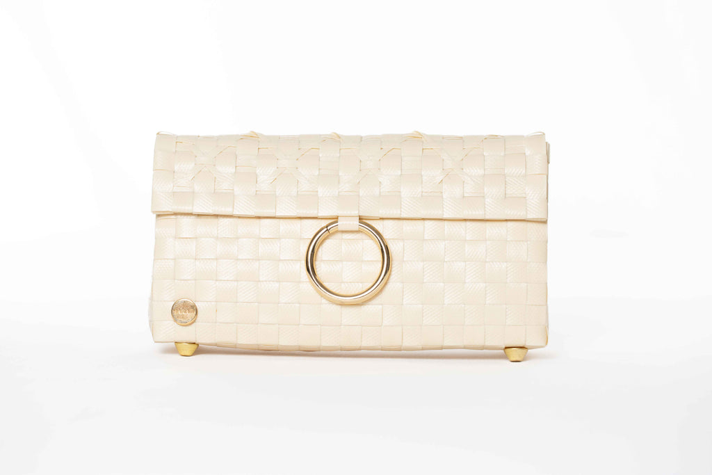 Beige zuncho clutch purse