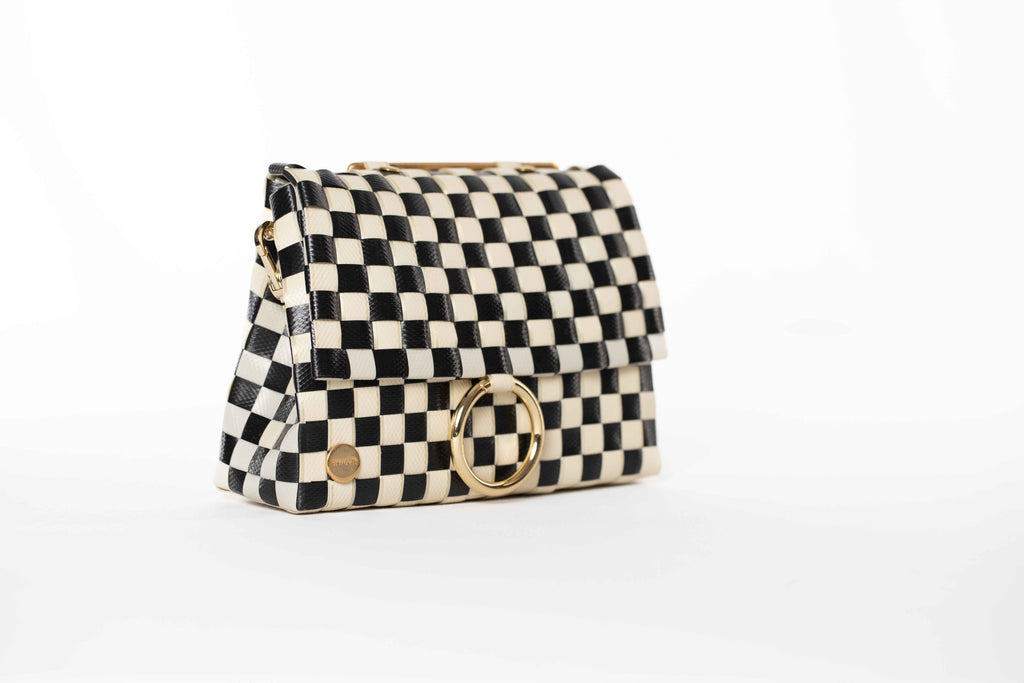 Checkered zuncho purse