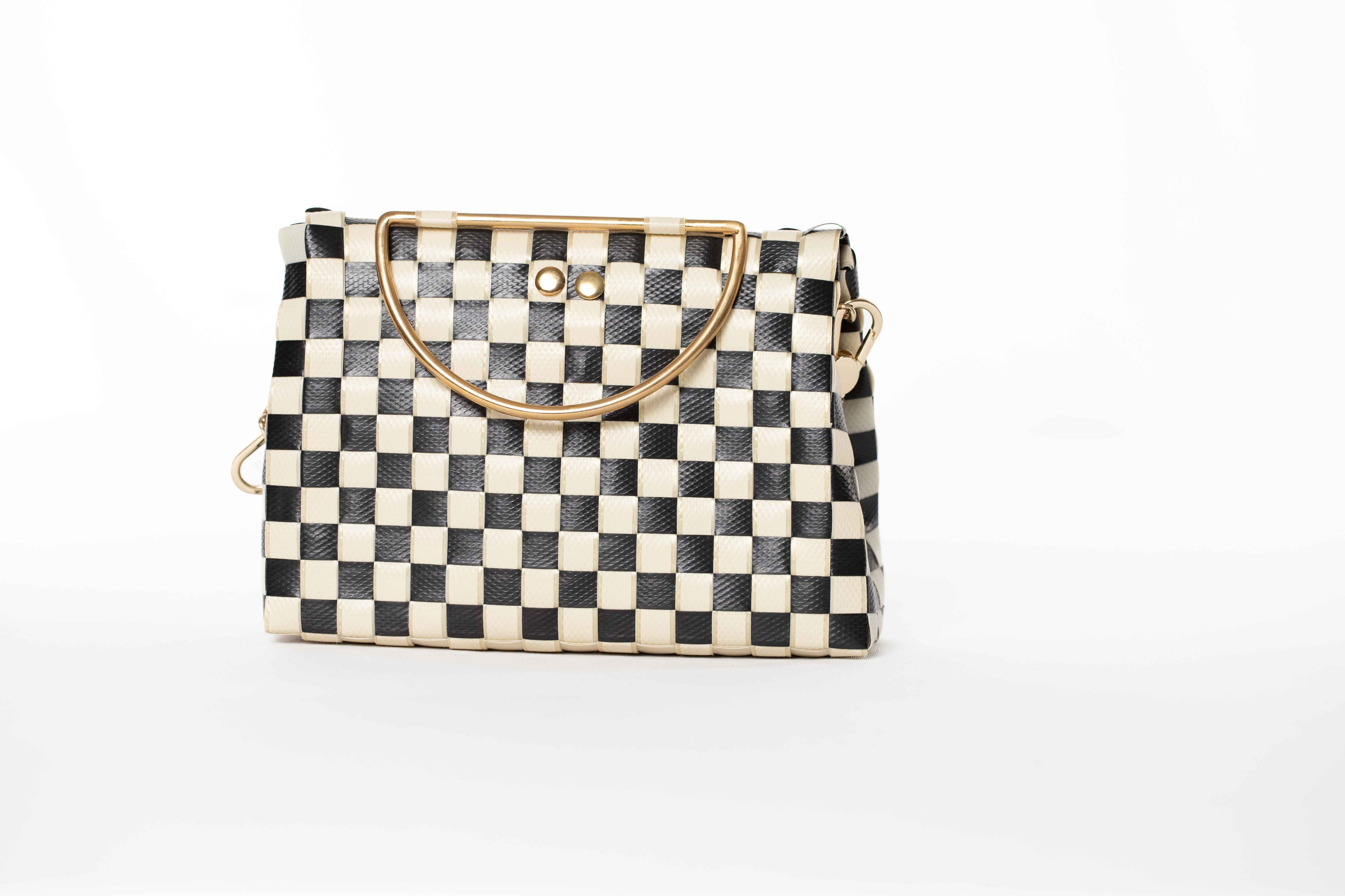 Checkered zuncho purse